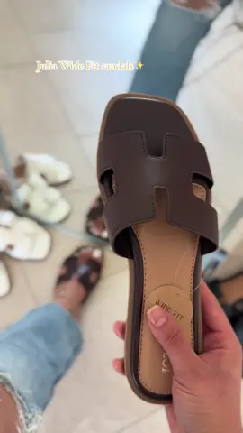 So excited!😍🙌🏼✨ #widefit #widefitsandals #juliawidefitsandals #widefitsandals #cutewidefitsandals #pieancho #sandaliasparapieancho #pieancho #fentysuperbrandday #backtoschool #tiktokbacktoschoolshopping #backtoschoolshopping #tiktokbacktoschoolshopping #backtoschoolshopping #sandaliasbonitas 