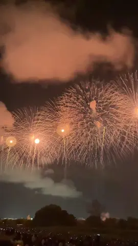 Hanabi di jepang gimana menurut kalian gaes #hanabi #jepang #長岡花火 #花火大会 #fireworks #kembangapi #japanlife🇯🇵 #summe #fyp #fyppppppppppppppppppppppp #lewatberanda #fyppp 