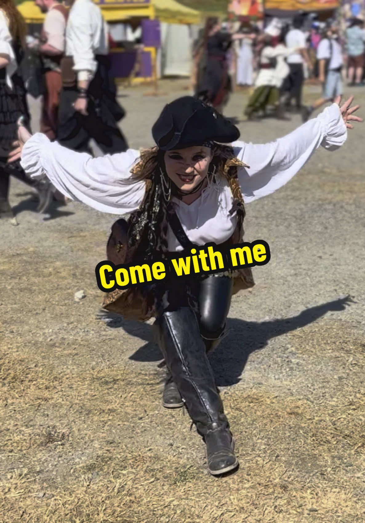 Still thinking about how amazing last weekend was at the WA Midsummer Ren Faire was! And getting to spend time with my amazing friends.  It was the first time I had done a pirate look too.  Filmed by @Anastasia  . #wamidsummerrenaissancefaire #renfaire #pirate #cosplaytransition #fantasy #peterpan 