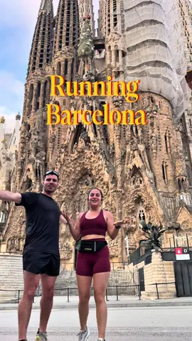 Running por Barcelona Nuestro estilo de vacaciones: correr y turistear, todo al mismo tiempo. Salimos a las 6 AM, cuando aún todos dormían y salimos a recorrer Barcelona. Hicimos una ruta que nos llevó por lo más icónico y hermoso de la ciudad, sin multitudes y con la mejor luz: ⛪ La Catedral 💋 El Mural del Beso 🎶 El Palacio de la Música 🏛️ El Arco del Triunfo 🌟 La Sagrada Familia 🌿 Recinto Modernista Sant Pau 🏚️ La Pedrera ✨ Paseo de Gracia 🌈 Casa Batlló 🌳 El Parque de la Ciudadela ¡Porque estar de viaje no es excusa para no correr! Es una oportunidad para vivir la ciudad de otra manera. #RunningBarcelona #Running #vacaciones #barcelona #datos #runandtravel #runyourway