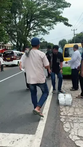 Alhamdulillah setiap Jumat kita bisa berbagi untuk warga sekitar🥰🥰##menuviral #bgn 