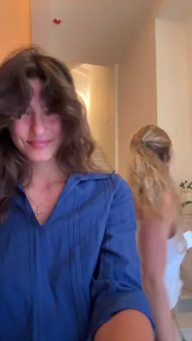 turning her into a swiftie #wlw 