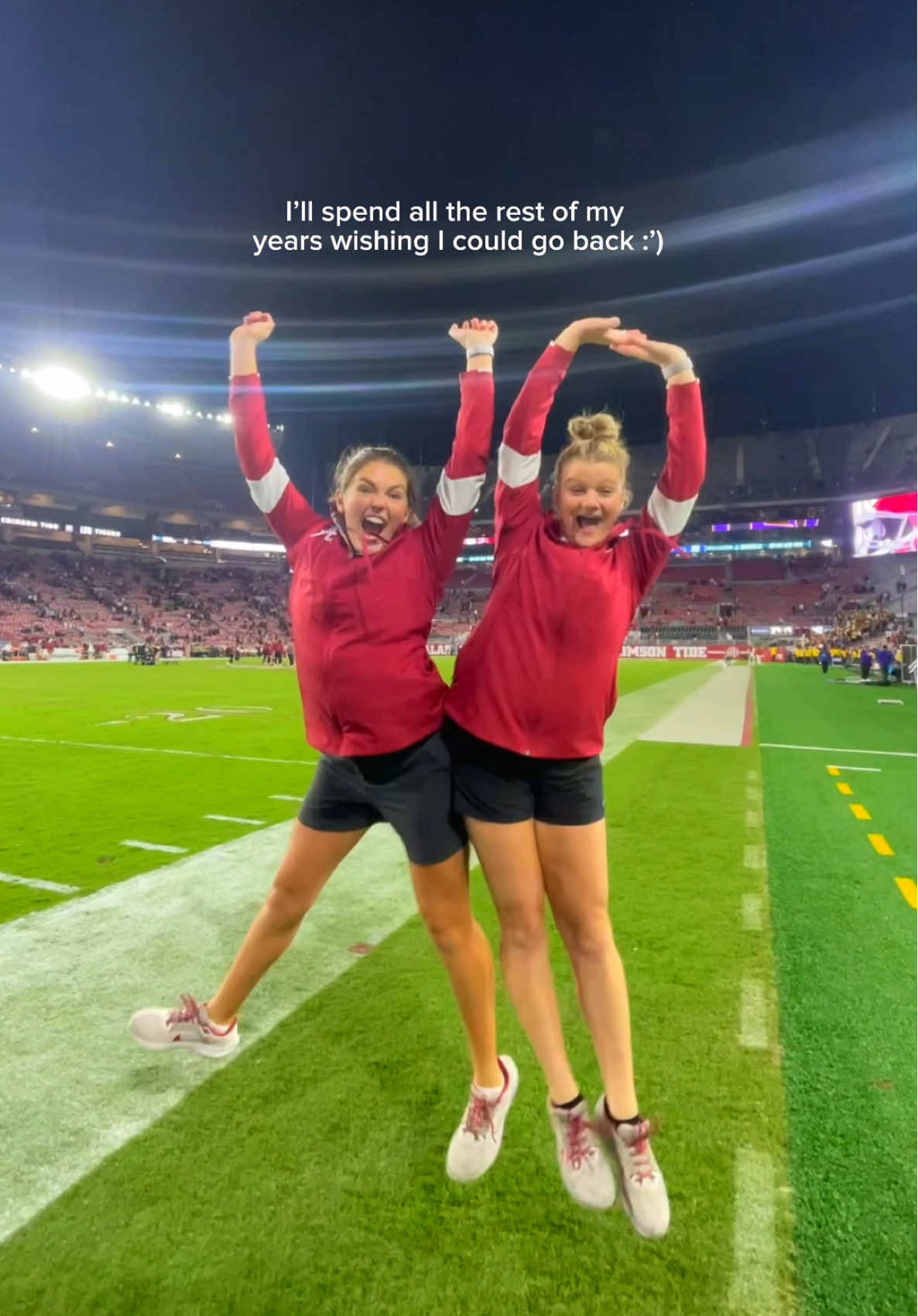 To all incoming freshmen: enjoy every second of college — you’ll miss it more than you know one day!🥹❤️🐘 #bama #alabama #alabamafootball #bamarush #bamarushtok #rolltide #college #collegelife #alumni #alabamaalumni #bamaalum #rushtok 