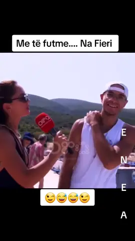 #whattowatch #fyp #🇦🇱🇬🇧 #goviral #videoviral #f #VoiceEffects 