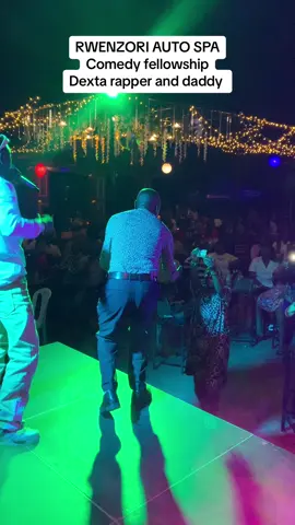 We are enjoying the show now 🥰🥰🥰@RWENZORI AUTO SPA OFFICIAL #viraltiktok #fyp #fyppppppppppppppppppppppp #tiktoksupport #bundibugyotiktoker #foryour #kasesetiktokers #kasesemusictotheworld💯😎 @KASESE GIANT 🔵🦅🇺🇬 