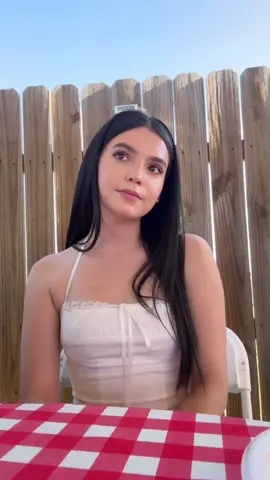 Me contaron que hoy es national ex girlfriend day🙊 No se si se verdad pero igual mándenle esta canción a su ex🤭  #daphnemichelle  #newmusic #nuevamusica #boleros #boleroglam 