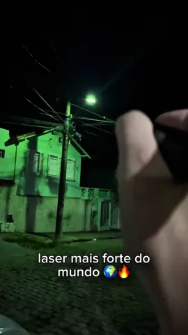 Comprei o laser verde mais forte do Tiktok Shop ! #creatorsearchinsight  #laser #laserverde 