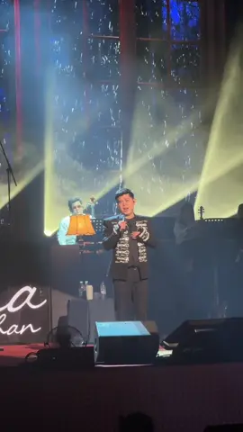 Mencintaimu cover by @Ckhan  #DivineConcert #cakrakhan #cakrakhanlive 