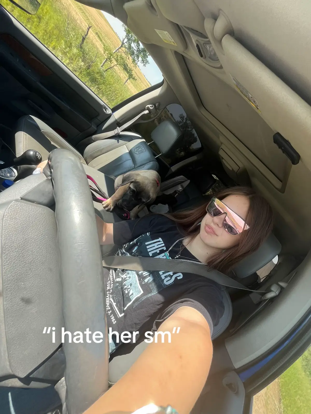 thx to my bum of a sister for the pic