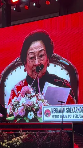 Sehat selalu Ibu🤟🙏🫡🥰 #pdiperjuangan #megawati #megawatisoekarnoputri #puanmaharani #pranandaprabowo #kongrespdip2025 #hastokristiyanto #pdip 