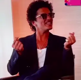 Boa noite  como é lindo esse homem ❤️🔥😍 #BrunoMars #engagement 