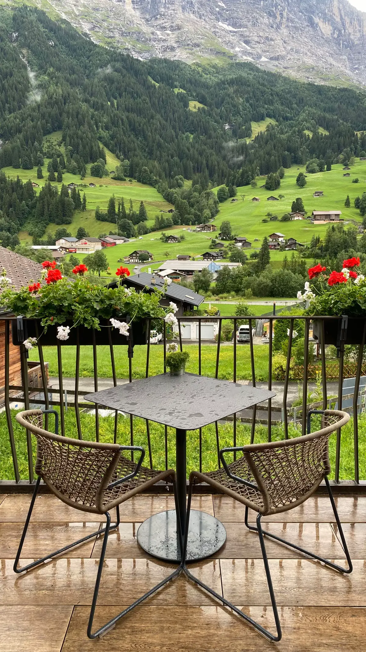 سويسرا 🇨🇭 #سويسرا #انترلاكن #انترلاكن_سويسرا🇨🇭 #اكسبلورexplore #travel #fyp 