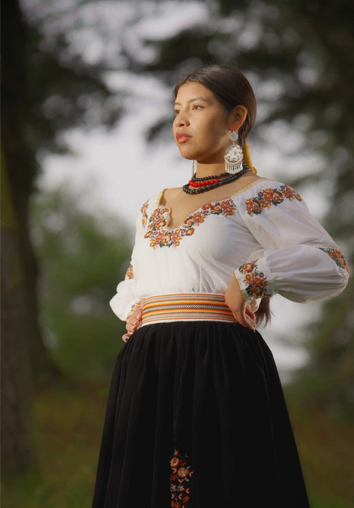 Conjunto naranja para una bella #warmicañari  #sisamar 