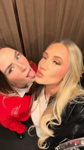 u can’t make me stop posting about the loml🫸 #wlw #wlwcouple #fyp 