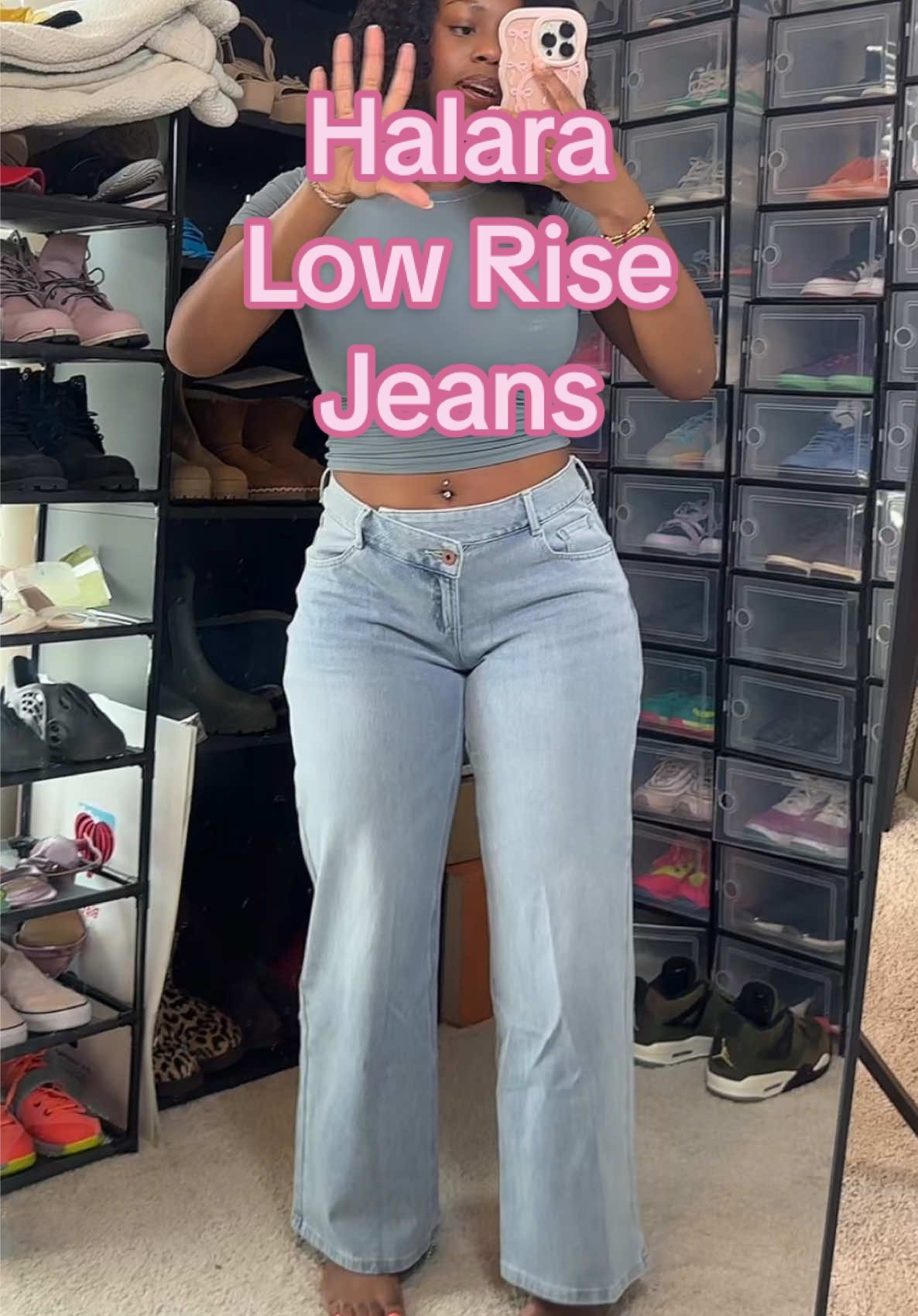 Don’t you get excited when you find a good pair of jeanssss! #halarajeans #halara #halarajeansreview 