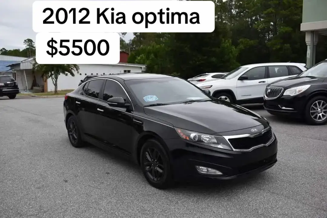 Shipping available  2012 kia Optima  Price.    $5500 Down payment.  $500 Miles  82k  Clean title  Financing available  Automatic drive  Tinted windows  Leader seats #fypシ゚ #fyp #cheapcarsforsale #kiaoptima 