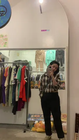 Mini Vlog: Watched a Gig at Jess & Pat’s  #shireboundandbusking #wlw #opm 