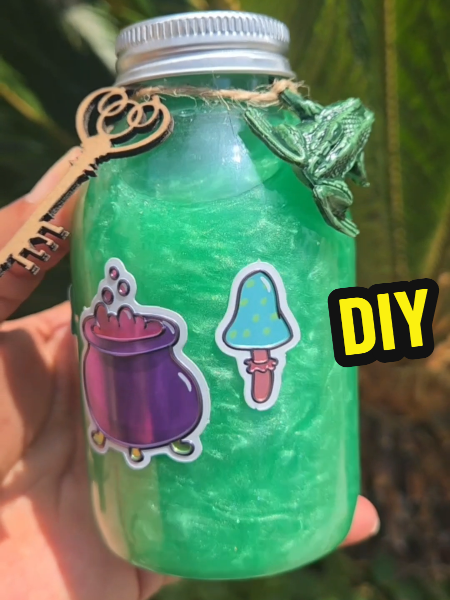 ✨️🐸🕸🖤🎃 #magic #potions #viralvideo #easyproject #viralreel #grinch #grinchmas #navidad #manualidades #homedecoration #Halloween #fall #manualidades #fypシ #fyp 