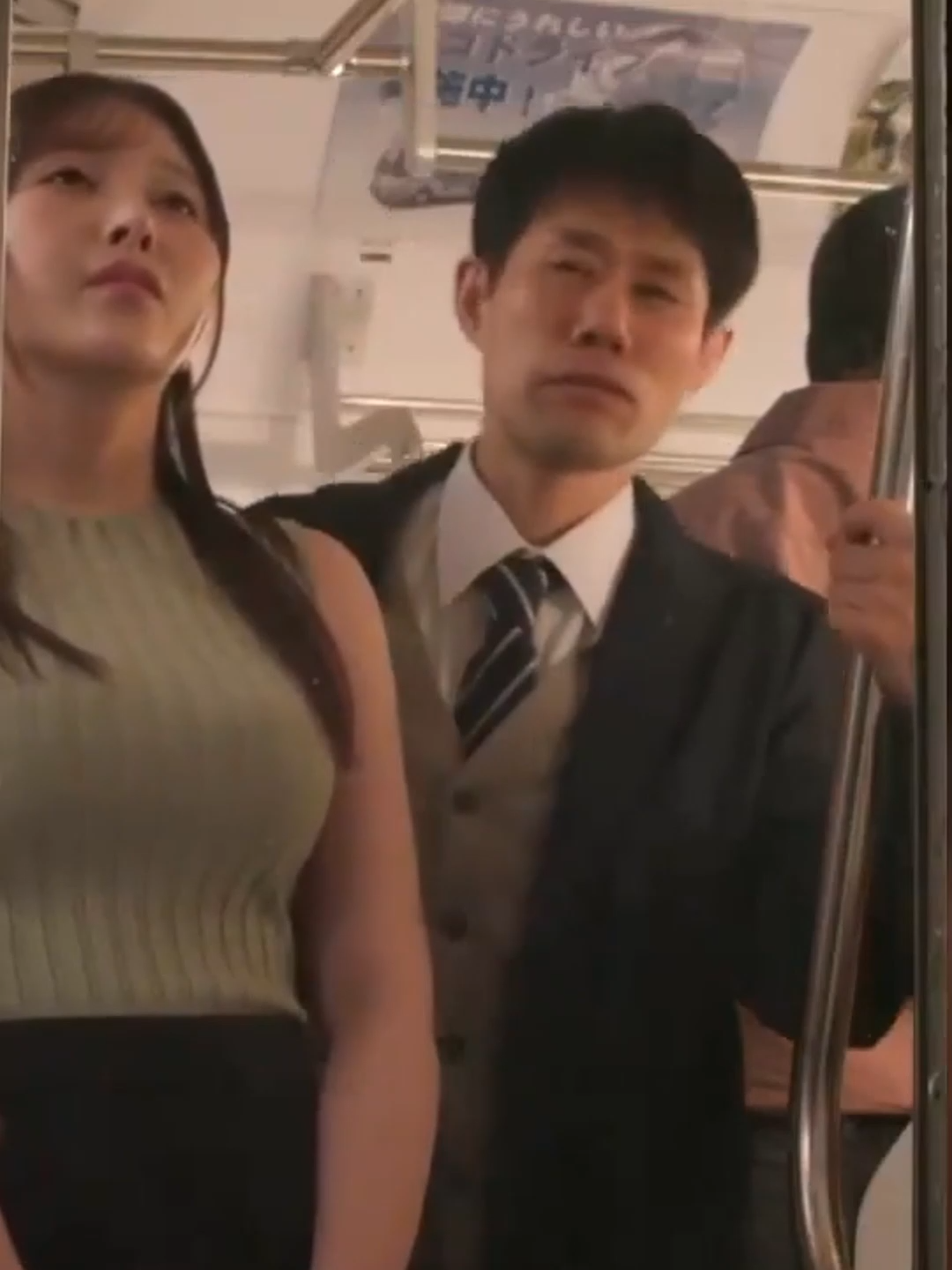 crowded train in the early morning06 #crowded #train #relax #fypシ #foryou #rushour #StreetStyle #SubwayVibes #Viral #CityLife #Trending #DailyLife #Mood