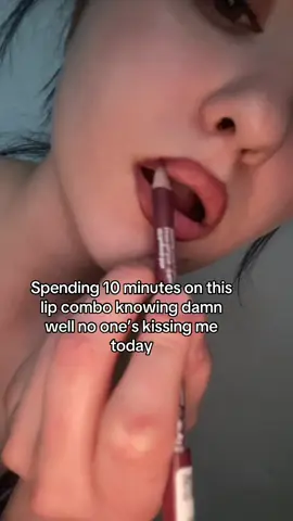 Yes #lipcombo #MakeupRoutine #nobodysgonnakissme #girltok #getreadywithme #life #relatableaf #sadgirlhumor #fyp #tiktokmood #viral  