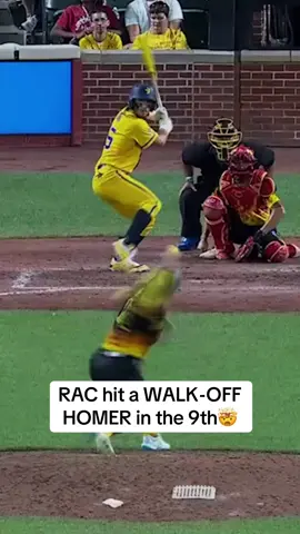@Coach RAC calls game in Baltimore with a walk off homer😮‍💨 #savannahbananas #bananaball #coachrac #baseball #homerun 