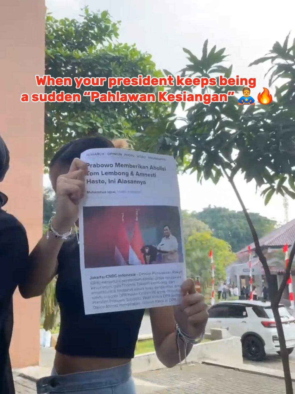 kebetulan dengan siklus berulang, our hero of the day. 🦸🤫 #IndonesiaGelap  Follow us on Instagram and TikTok! @gardaoposisi 