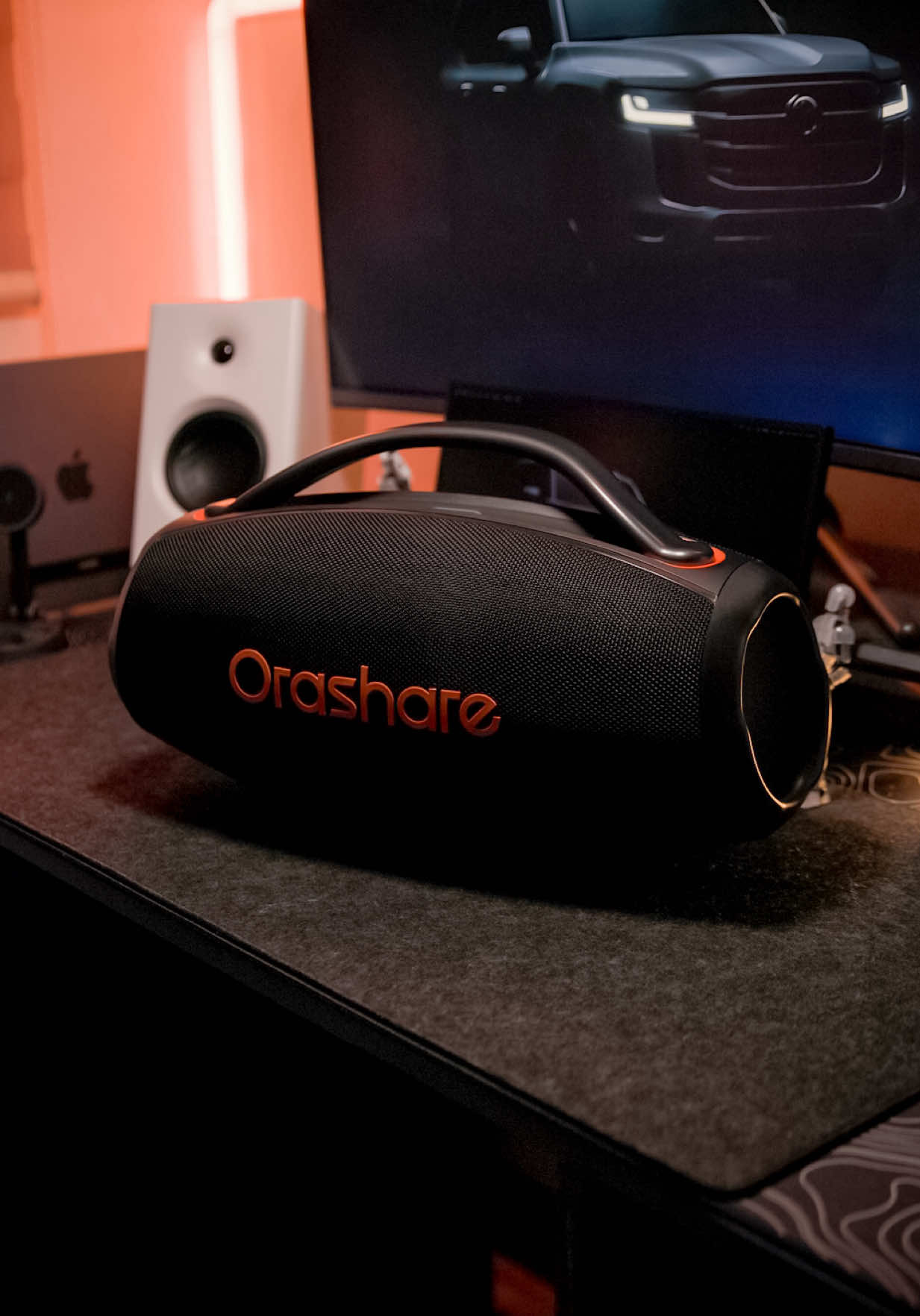 Big sound, bold lights, and built for the outdoors. The Orashare BS25 packs 80W punch, deep bass, RGB lights, and up to 6 hours of music, rain or shine. Full review coming soon. #OrashareBS25 #PartySpeakerPH #BluetoothSpeaker #Totokwa
