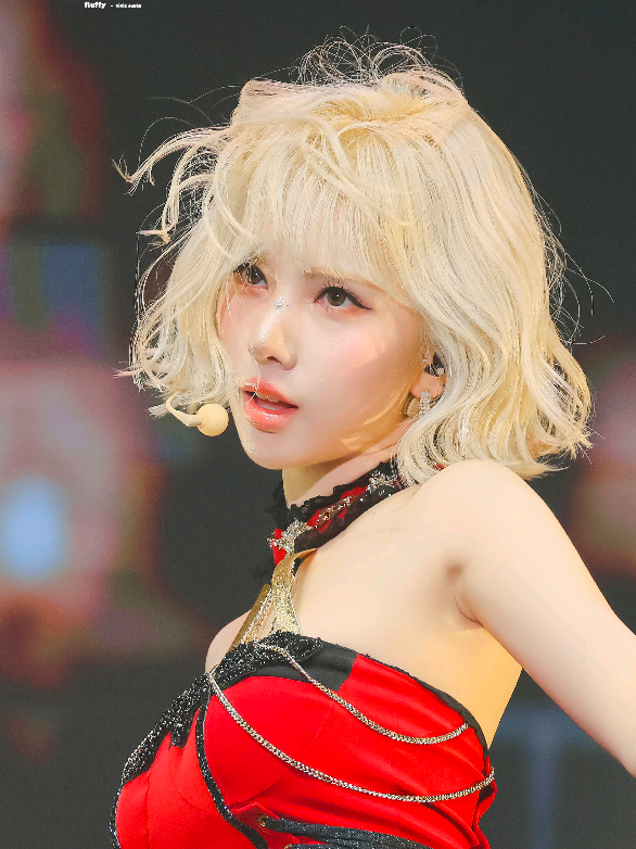 Eunha: la prueba viviente de que lo dulce también mata. #VIVIZ #EUNHA #dulce #sexy #belleza  #bombom #ninelconde 