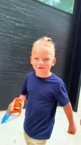 I have five kids. Getting any one on one time is a gift. Today I got a sitter and made it a priority to hang with my 5 year old Boss. Turns out he’s 20 and doesn’t need me.. #boss #model #manchild #wth 