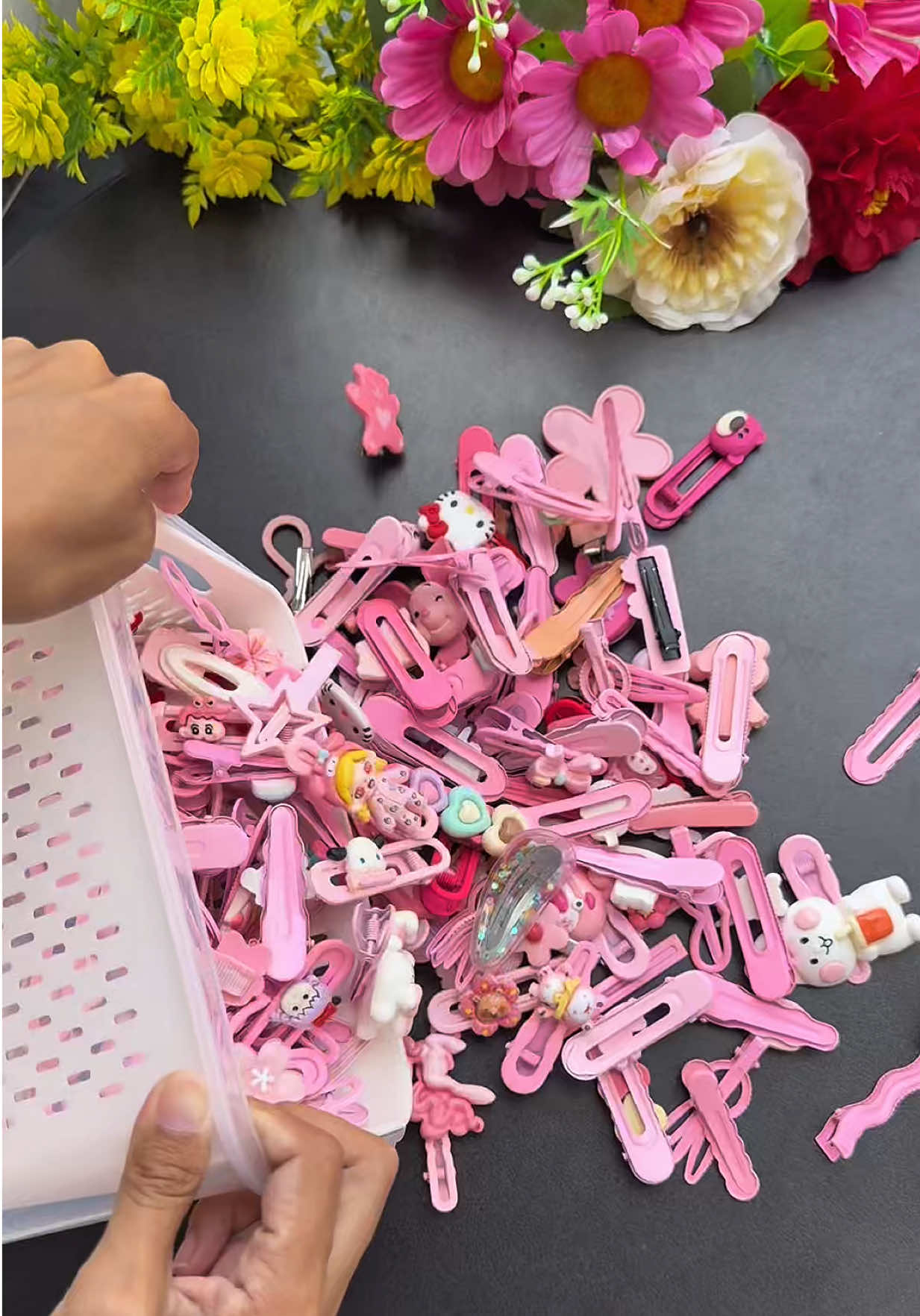 Trả lời @Haw Liinh (boong) set 50 kẹp tóc mix nhiều hình ngẫu nhiên #xuhuong #keptoc #keptochottrend #keptocxinh #combo50keptoc  @Xiao Rì Viu 