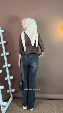 Blouse cantik simple 🤎 #blouse #blousewanita #ootdhijabstyle 