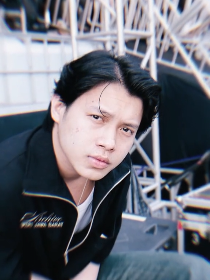 Bagian 2 | Permisi ganteng ku mau lewat🥶❤️‍🔥 . #CapCut #ronyparulian #ronyparuliannainggolan #fyppppppppppppppppppppppp #jj #fyp 