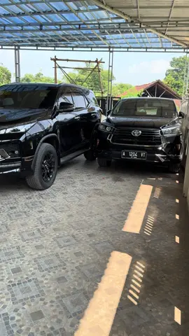 pesona warna hitam 😁 #fortuner1gd #fortuner #fortunergrsport #fortunerindonesia #innovareborn #innovaventurerfacelift #innovaindonesia #venturer #allahummashollialasayyidinamuhammad 