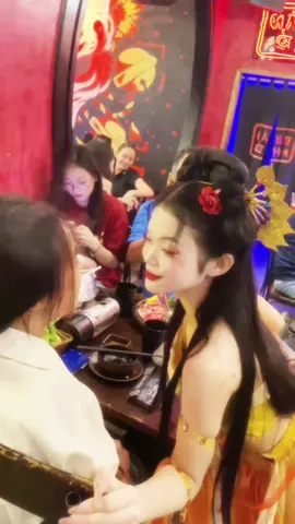 “Kiếp này ta sẽ không bao giờ quên nàng…” #minhthuquannho #quannhomuatrunghoa #quannhonhauxuyendem #muacotrang #minhthu #datkytruvuong #trending #xuhuong 