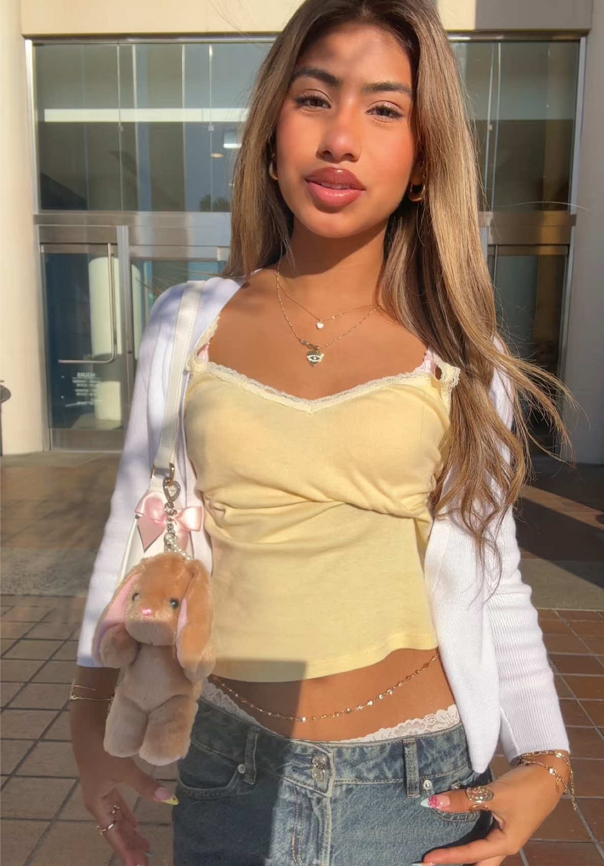 Im going to miss summer ☀️☹️|#fypシ #myoutfit #fypシ゚viral #blowthisup #blowup #foryoupage #VIRAL #viralvideo Shirt: @Brandy Melville Jeans:@pacsun 