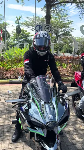 sunmori bajag squad X JFF + Bikers Kalbar 🥵🔥#zx636 #zx636r #zx636indonesia #zxpontianak #zx10 #zx10r #zx10r2023 #z900 #z800 #ninjah2 #h2 #ducatistreetfighter #ducatistreetfighterv4s #suzukigsx600 #yamahar6 #yamaha600 #yamaha600cc #pontianak #pontianakkalimantanbarat 