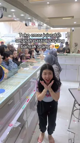 Aaaaa Toko emas suasana paling Positif Vibes🫵🏻🥰#fyp #fypage #viral #tokoemas #omegakarangjati #jualbeli #emas #emasasli #cece #testi 