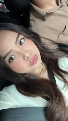 My bf said he liked my new lip gloss the most out of all the ones I have 🤭🩷 #timephoria #lipgloss #gloss