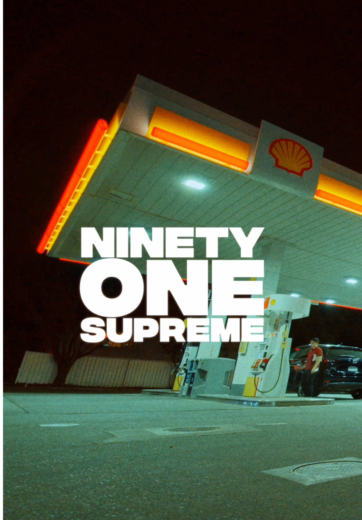 Gas station looked too sick not to film a quick one😮‍💨 #cinematic #latenight #gas #cinematography #colorgrade 