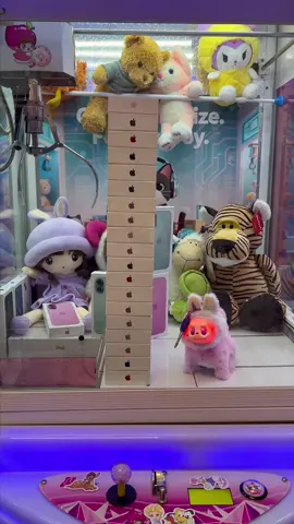 Clearing Out the Claw Machine - part 41 #clawmachine #arcade 