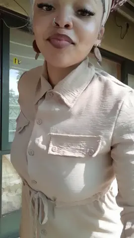 This dance is difficult 😆 🤣 😂.. #Sindi_Lareal #Idoitbest #Getmebodychallenge 