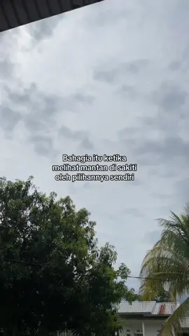 Makan mi itu🤭🤪#creatorsearchinsights #storywakeren #storykatakata #storyviral #storytelling #storytime #kata #foryoupage #story #storywa #storysad #storywhatsapp #storytimes #katakata #katakatastorywa_ #katakatasad 