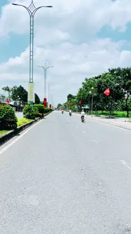 Bến Tre cũ, hưởng ứng ngày 2/9, mỗi năm có một ngày đất trời như sáng rỡ. Việt Nam ơi !. Đất nước mãi huy hoàng 🇻🇳🇻🇳#71bentre_xinchao🌴 #bentre71🌴🥥 #ttc 
