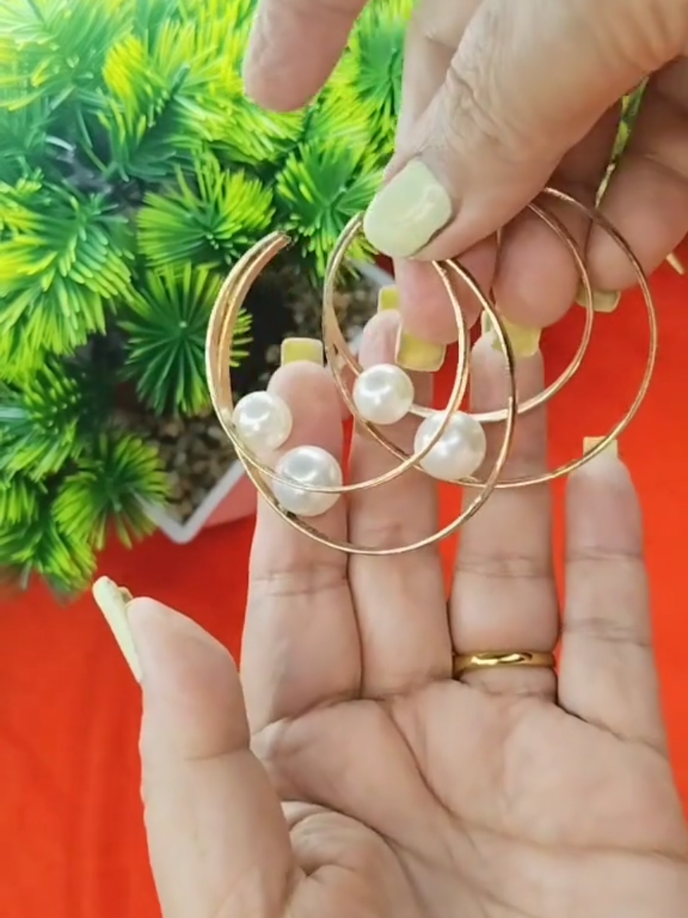 Double layer C-shaped imitatio