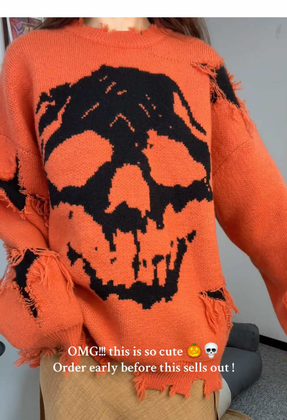 🎃💀#tiktokmademebuyit #tiktokshopbacktoschool #halloween #sweater #fallfashion 