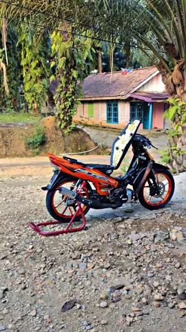 💃#fyp #twostroke #fizr #foryoupage #fizr_2stroke #trending #fypage 