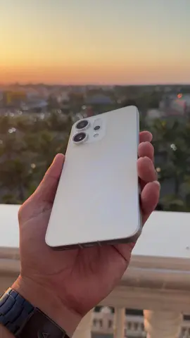 Aura OPPO Reno14 putih #reno14series #opporeno14series #kosreno14a5 #oppoinstore #oppo #oppoindonesia #fypシ゚viral🖤tiktok 