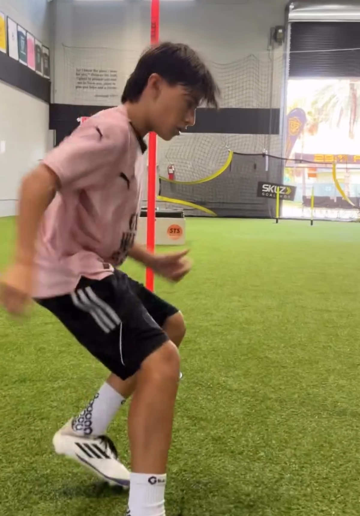 Today’s training⚽️ FOLLOW BY SUPPORTING ME _ - - #xyzbca #rogerllauradojr #rogerjrllaurado #fyp #intermiamicfacademy #intermiami #rogerjr #rogerjrllaurado #viral #Soccer 