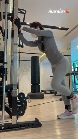 ก้นมานี้มา 🍑 เหนื่อยทุกวัน ฮรื้อออ #gym #gymgirlsoftiktok #ยิม #ปั้นก้น #รักตัวเอง 