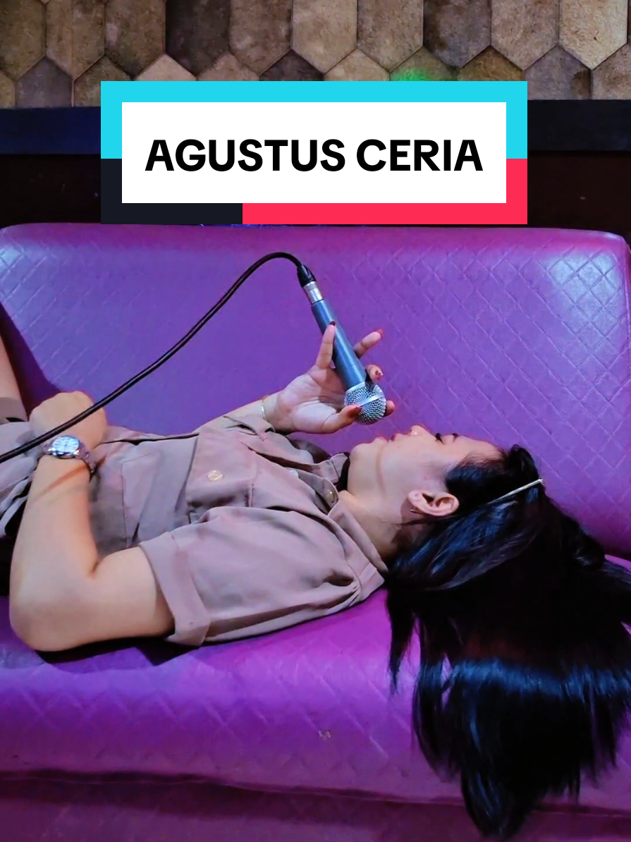 Bulan Agustus ada promo apa yah?? Buruan datang ke tempat Yayang Karaoke terdekat. kira kira ada promo apa yah..?? Daripada penasaran gas kan nanti malam. #karaokeasyik #agustusceria #agustus #promoagustus #karaoketiktok #rekomendasikaraoke #lcsidoarjo 